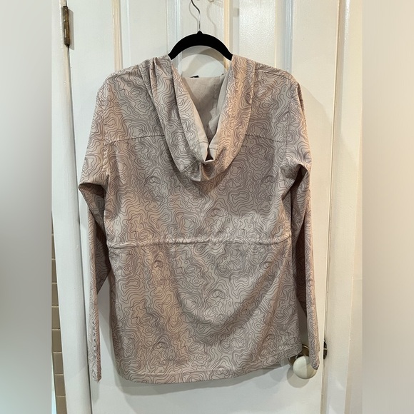 BALANCE ATHLETICA tan Sahara Journey jacket M EUC - Picture 4 of 6